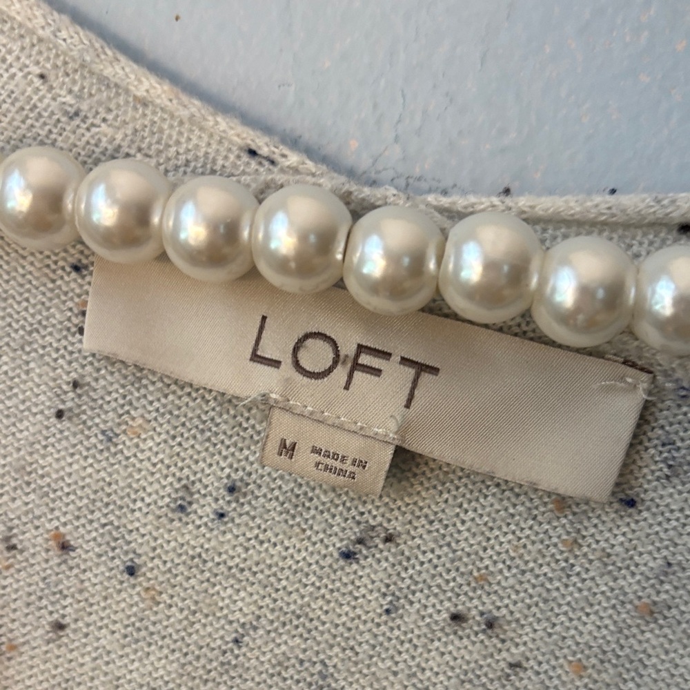LOFT Speckled Cream V-Neck Sweater - Picture 3 of 5